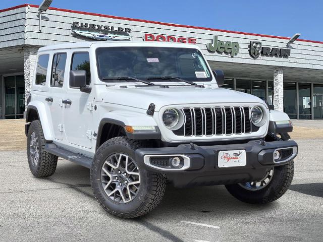 2025 Jeep Wrangler Vehicle Photo in Ennis, TX 75119-5114