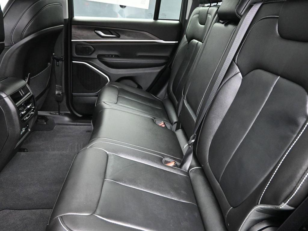 2022 Jeep Grand Cherokee 4xe Vehicle Photo in Cedar Rapids, IA 52402