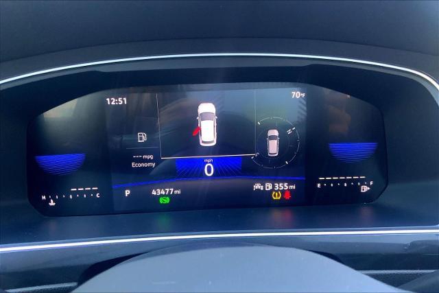 2024 Volkswagen Tiguan Vehicle Photo in KANSAS CITY, MO 64114-4545