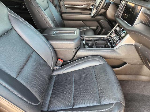 2023 GMC Yukon Vehicle Photo in DENTON, TX 76210-9321