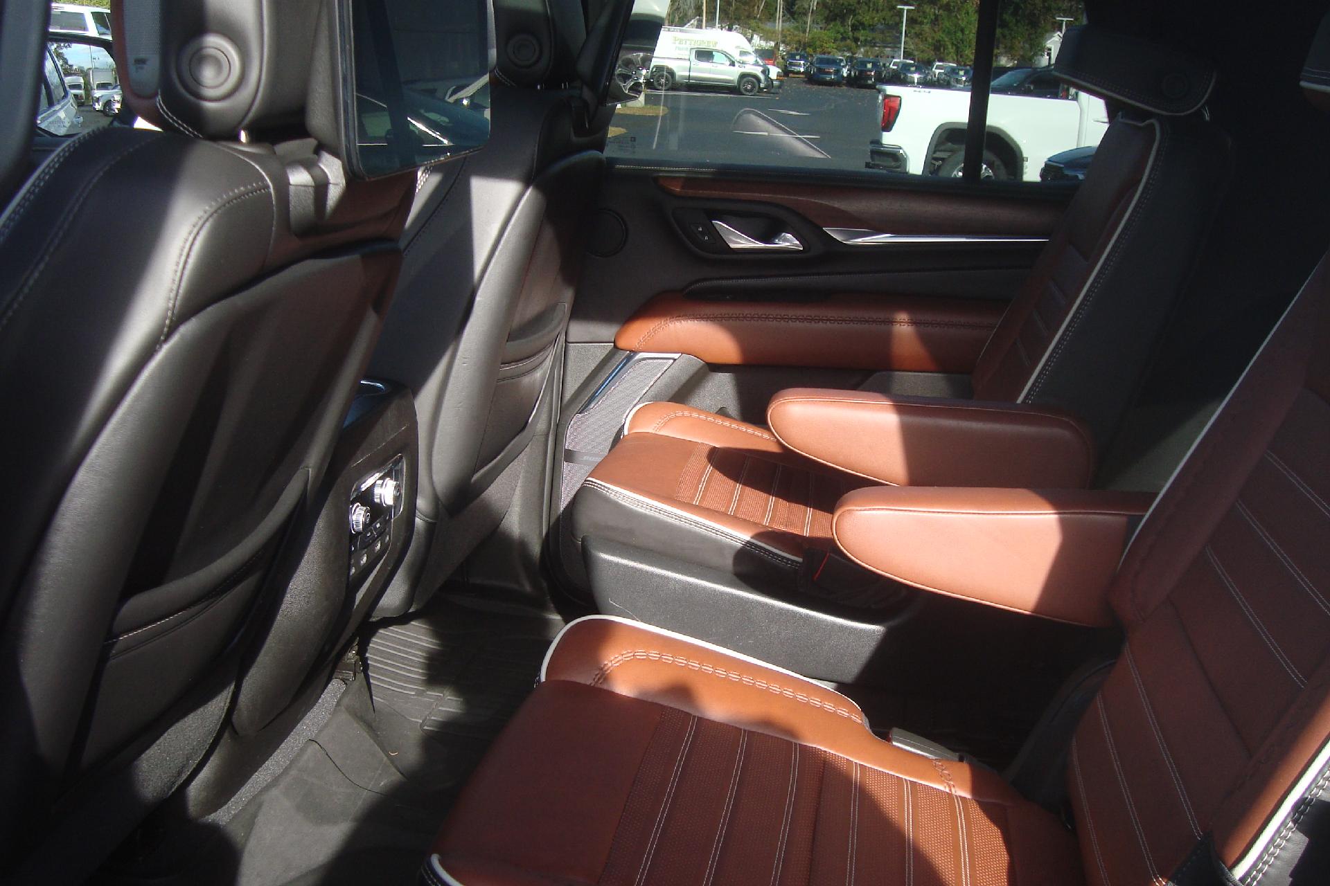 2023 GMC Yukon Vehicle Photo in PORTSMOUTH, NH 03801-4196