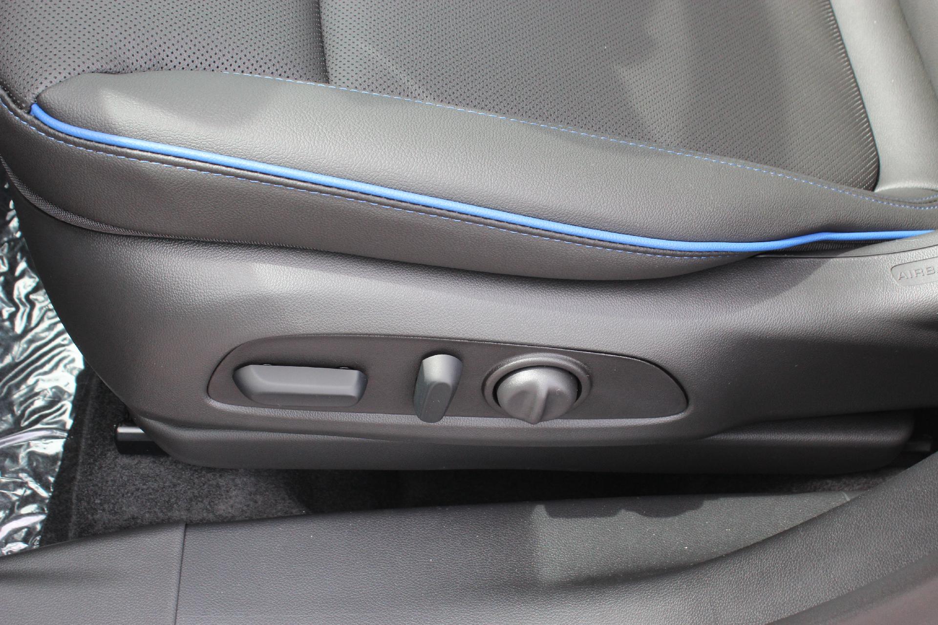 2026 Buick Encore GX Vehicle Photo in AURORA, CO 80012-4011