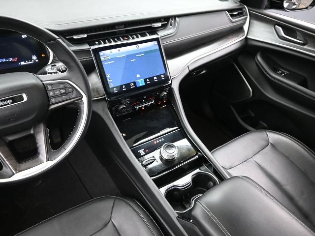 2022 Jeep Grand Cherokee Vehicle Photo in Cedar Rapids, IA 52402