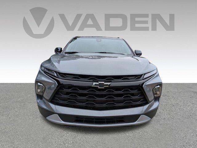 2025 Chevrolet Blazer Vehicle Photo in BRUNSWICK, GA 31525-1881