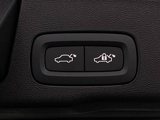 2026 Volvo XC60 Vehicle Photo in Appleton, WI 54913