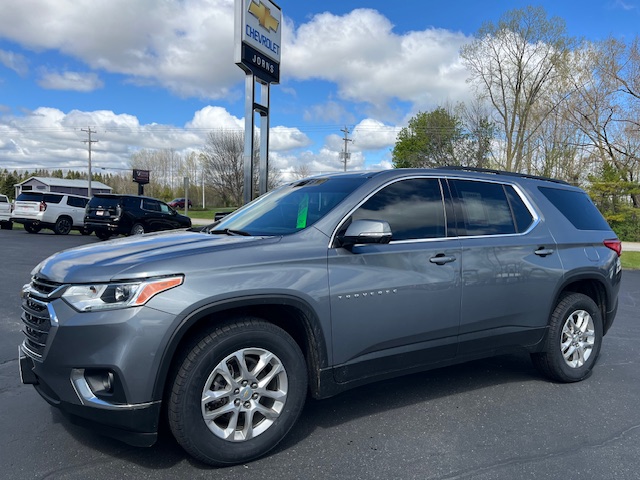 2021 Chevrolet Traverse Vehicle Photo in KEWAUNEE, WI 54216-1766