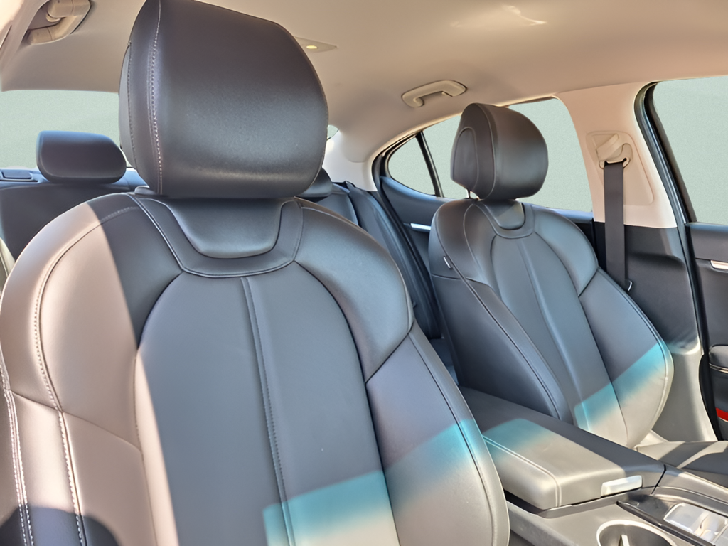 2026 Genesis G70 photo 24 of 29