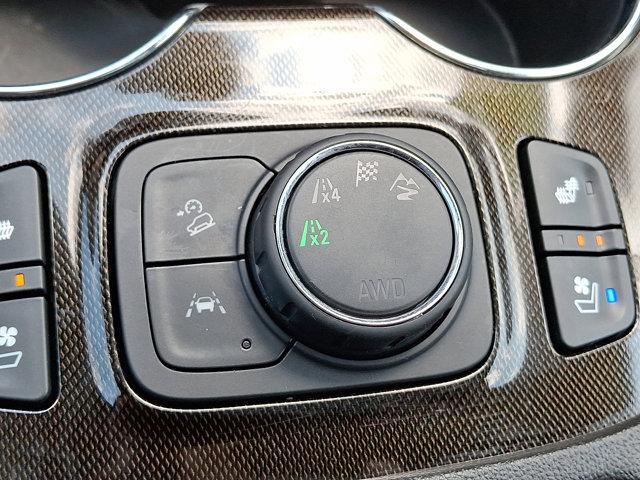 2023 GMC Acadia Vehicle Photo in Philadelphia, PA 19116