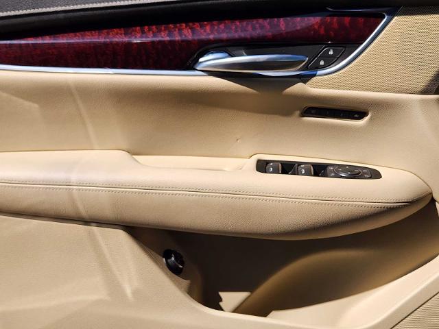 2017 Cadillac XT5 Vehicle Photo in DENTON, TX 76210-9321