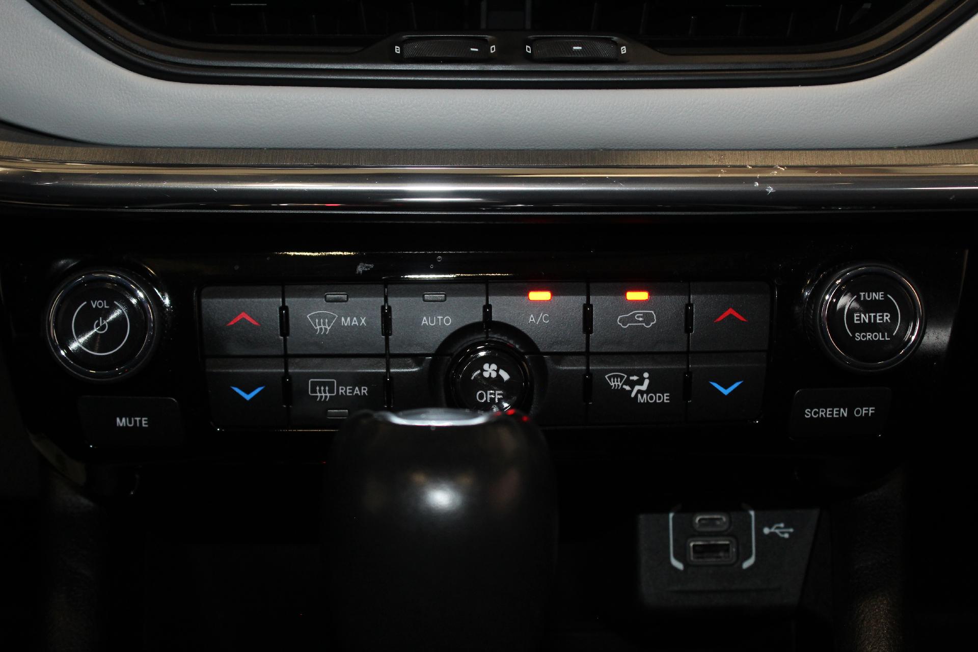 2022 Jeep Compass Vehicle Photo in NORTHAMPTON, MA 01060-1120