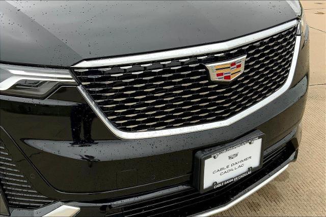 2025 Cadillac XT6 Vehicle Photo in TOPEKA, KS 66609-0000