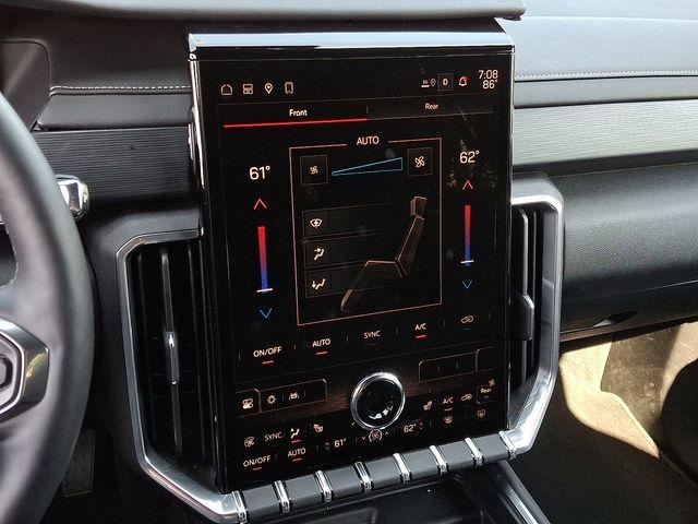 2025 GMC Acadia Vehicle Photo in DANBURY, CT 06810-5034