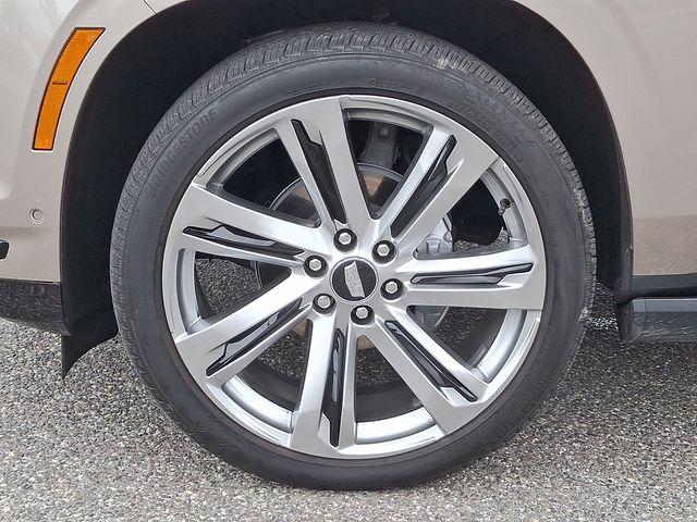 2025 Cadillac Escalade Vehicle Photo in DANBURY, CT 06810-5034