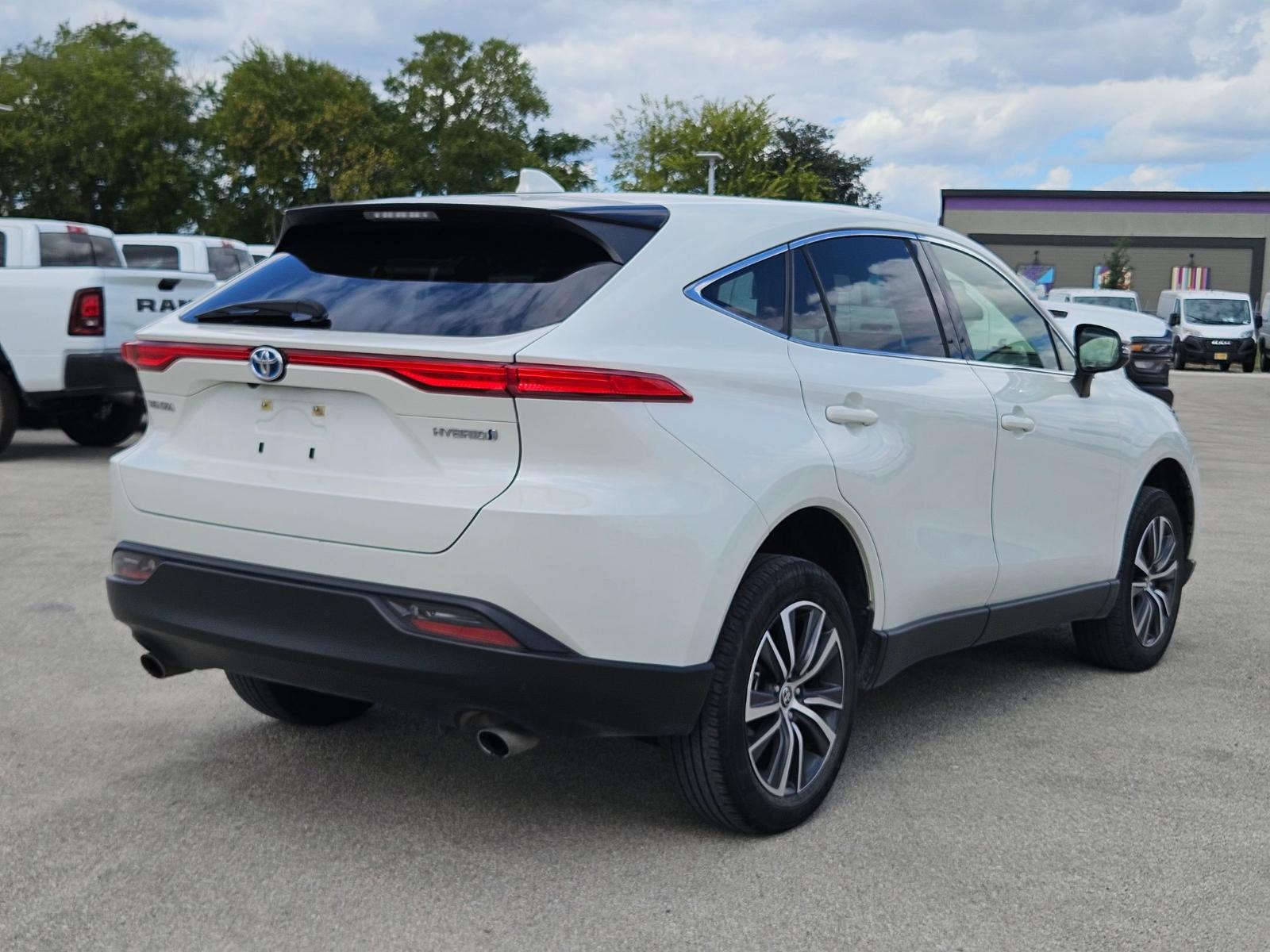 2022 Toyota Venza Vehicle Photo in Seguin, TX 78155