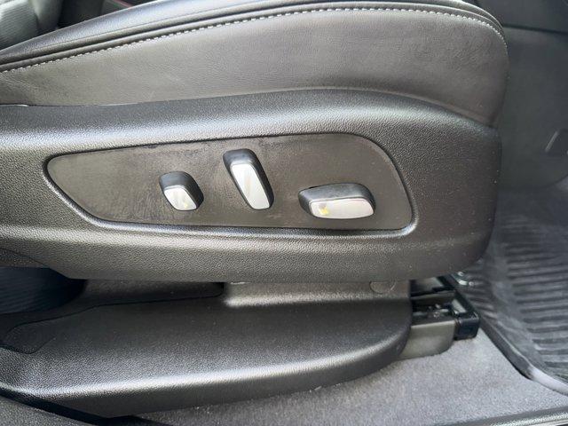 2024 Cadillac XT5 Vehicle Photo in LEOMINSTER, MA 01453-2952