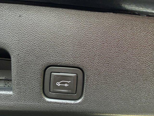 2024 GMC Acadia Vehicle Photo in LEOMINSTER, MA 01453-2952