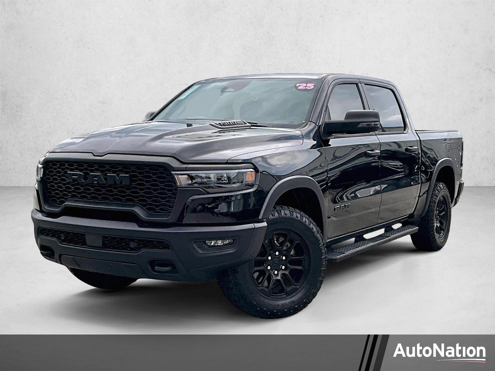 2025 Ram 1500 Vehicle Photo in MIAMI, FL 33172-3015