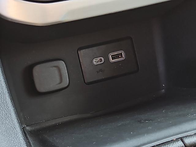 2023 GMC Acadia Vehicle Photo in TREVOSE, PA 19053-4984