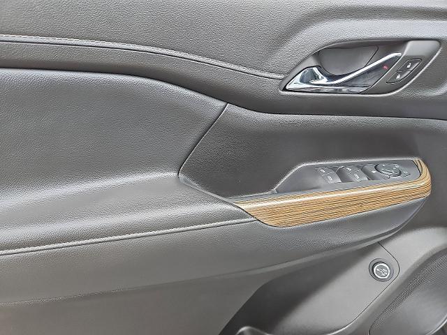 2023 GMC Acadia Vehicle Photo in TREVOSE, PA 19053-4984