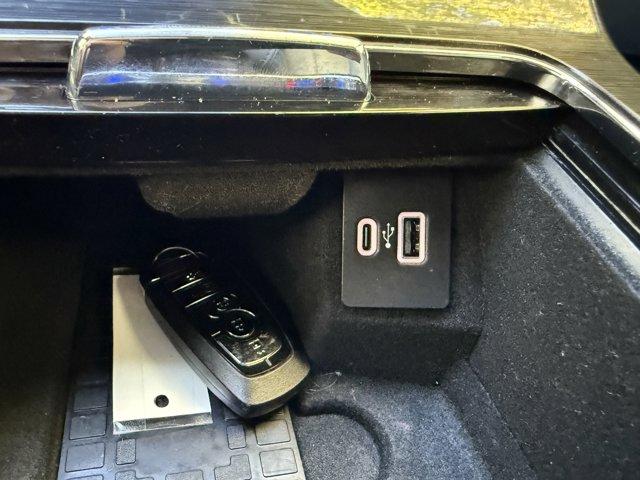 2023 Lincoln Nautilus Vehicle Photo in LEOMINSTER, MA 01453-2952