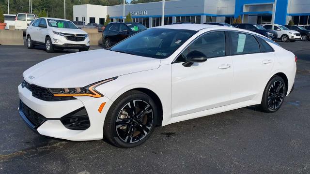 2024 Kia K5 Vehicle Photo in MOON TOWNSHIP, PA 15108-2571