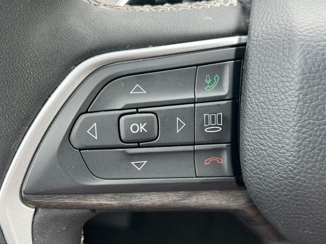 2023 Jeep Grand Cherokee L Vehicle Photo in Brunswick, GA 31525