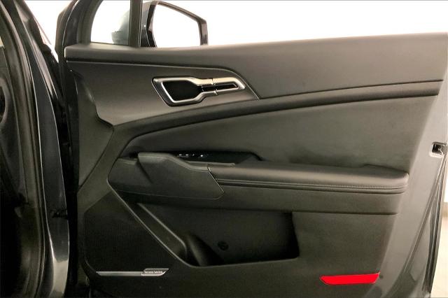 2023 Kia Sportage Vehicle Photo in Lees Summit, MO 64086