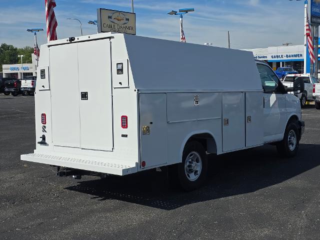 2025 Chevrolet Express Commercial Cutaway Vehicle Photo in INDEPENDENCE, MO 64055-1314