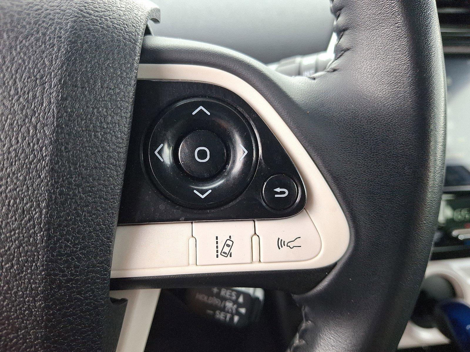 2017 Toyota Prius Vehicle Photo in Harrisburg, PA 17111