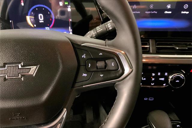 2025 Chevrolet Trax Vehicle Photo in Lees Summit, MO 64086