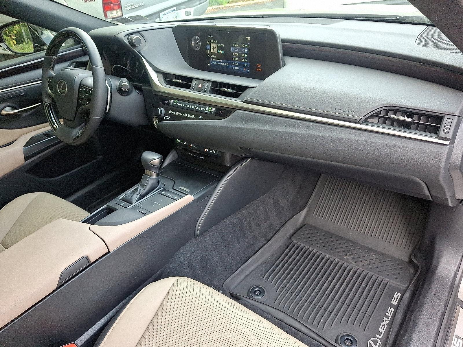 2019 Lexus ES 350 Vehicle Photo in Harrisburg, PA 17111