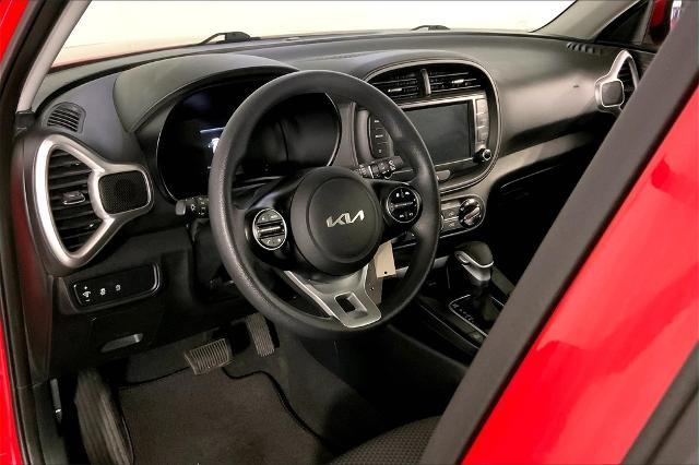2024 Kia Soul Vehicle Photo in Lees Summit, MO 64086