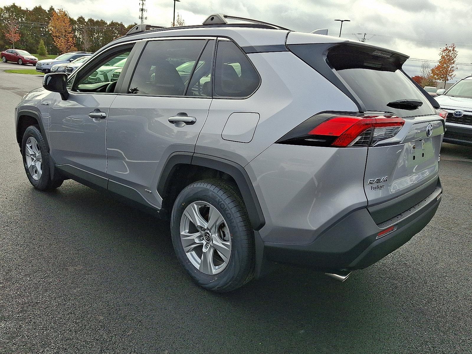 2020 Toyota RAV4 Vehicle Photo in Easton, PA 18045