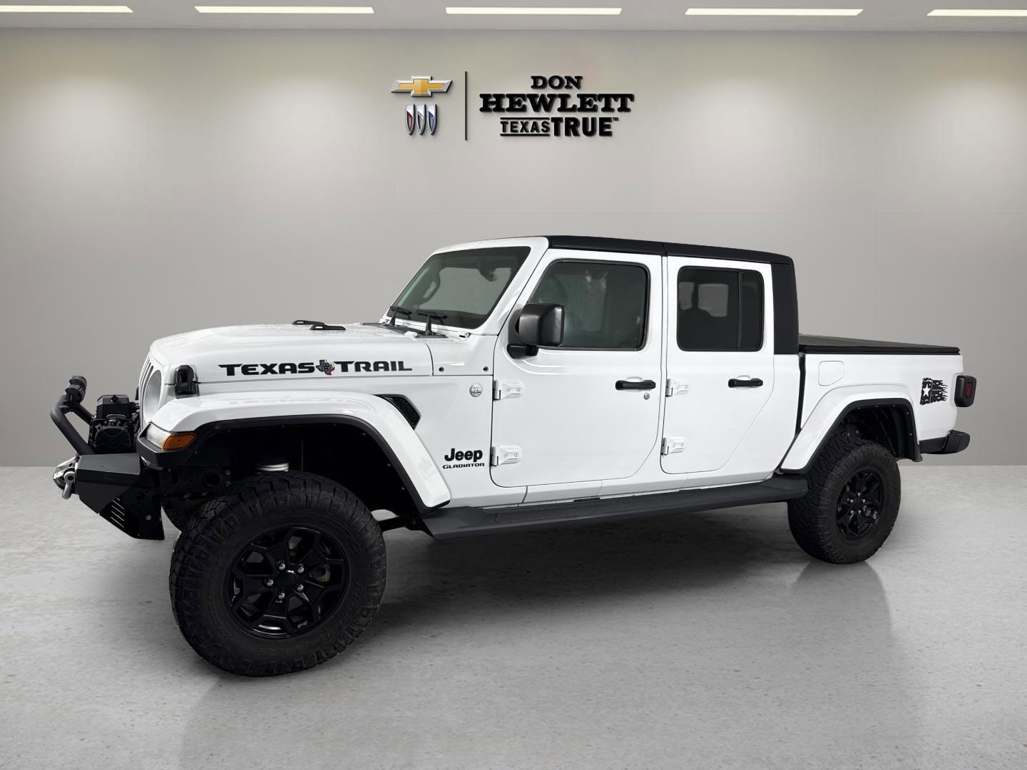 2021 Jeep Gladiator Vehicle Photo in GEORGETOWN, TX 78626-7508