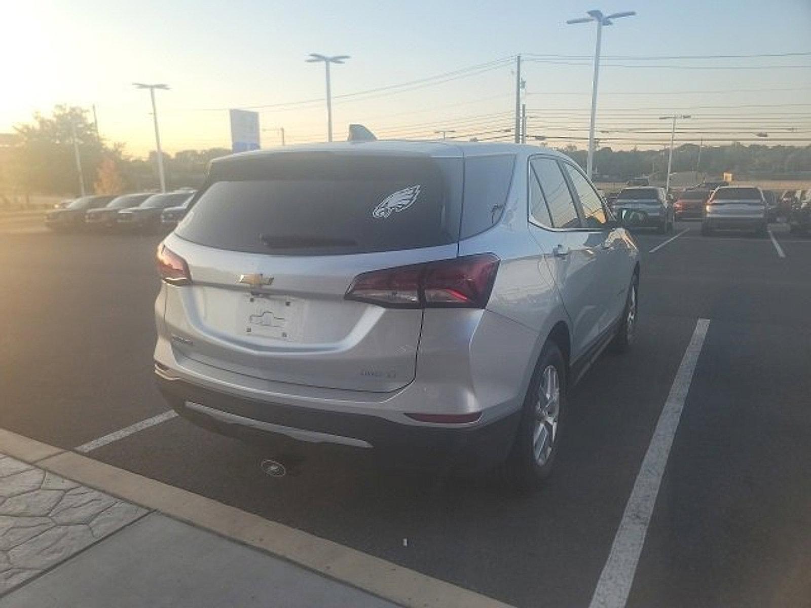 2022 Chevrolet Equinox Vehicle Photo in Harrisburg, PA 17111
