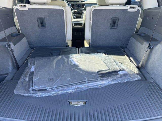 2025 Cadillac XT6 Vehicle Photo in LEOMINSTER, MA 01453-2952