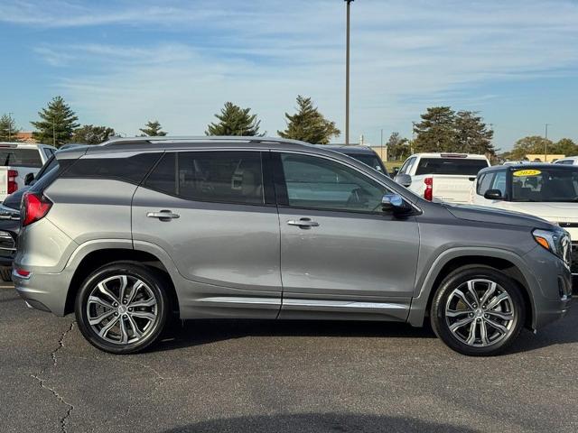 2020 GMC Terrain Vehicle Photo in COLUMBIA, MO 65203-3903