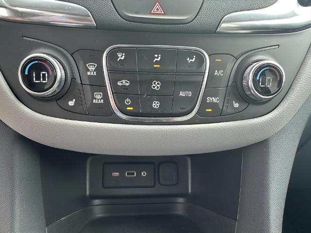 2021 Chevrolet Equinox Vehicle Photo in MANITOWOC, WI 54220-5838