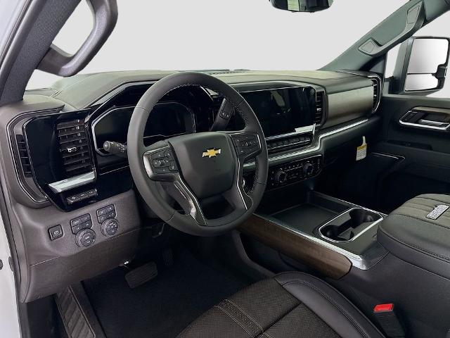 2025 Chevrolet Silverado 3500 HD Vehicle Photo in PUYALLUP, WA 98371-4149