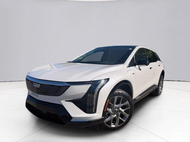2025 Cadillac OPTIQ Vehicle Photo in LEOMINSTER, MA 01453-2952