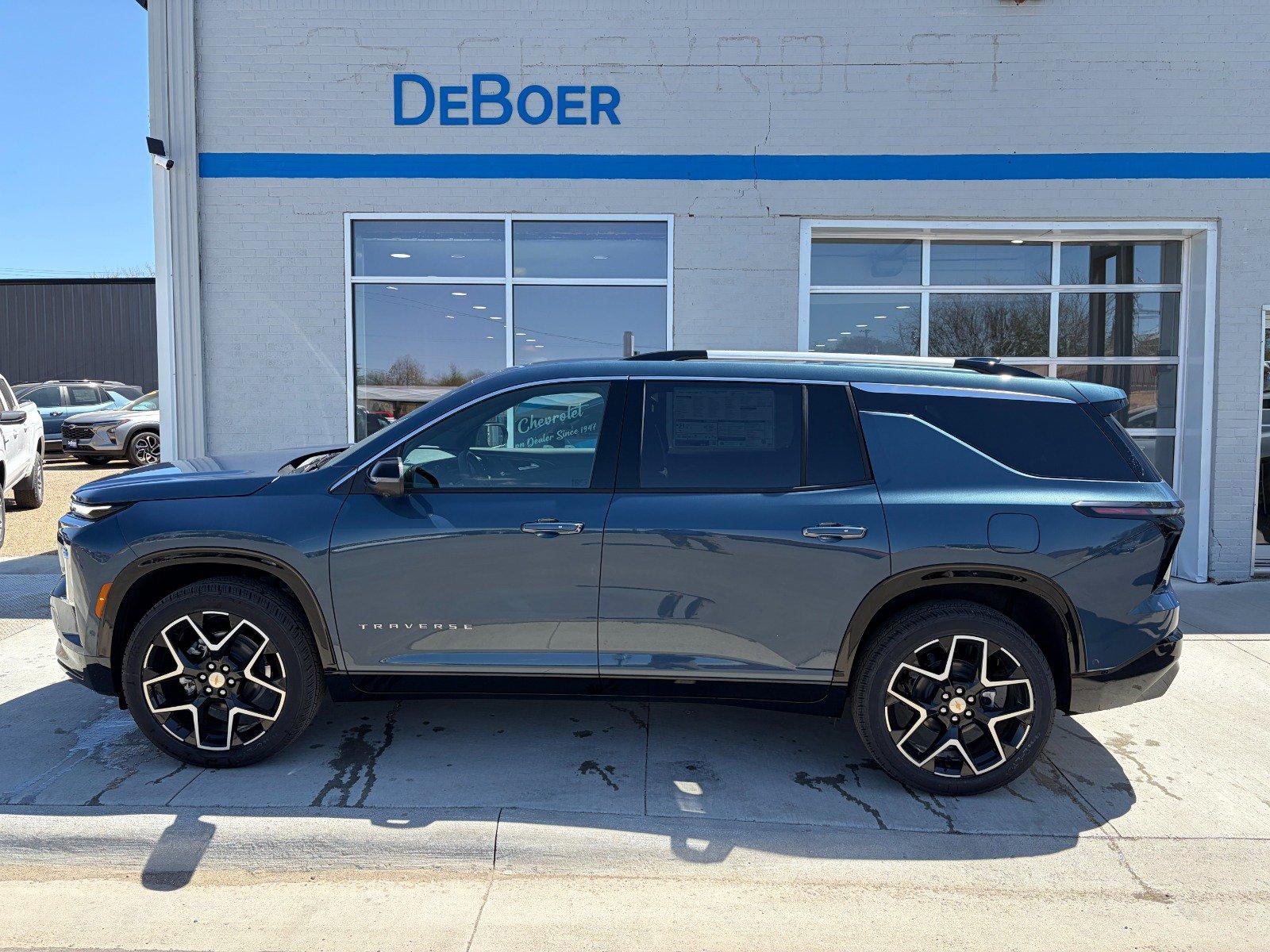 Lakeshore Blue Metallic 2026 Chevrolet Traverse SUV / Crossover Four-Wheel Drive 8-Speed Automatic