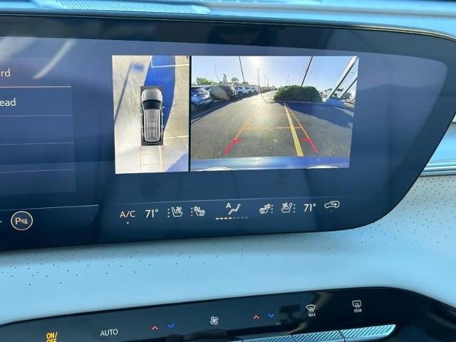 2026 Buick Enclave Vehicle Photo in COLUMBIA, MO 65203-3903