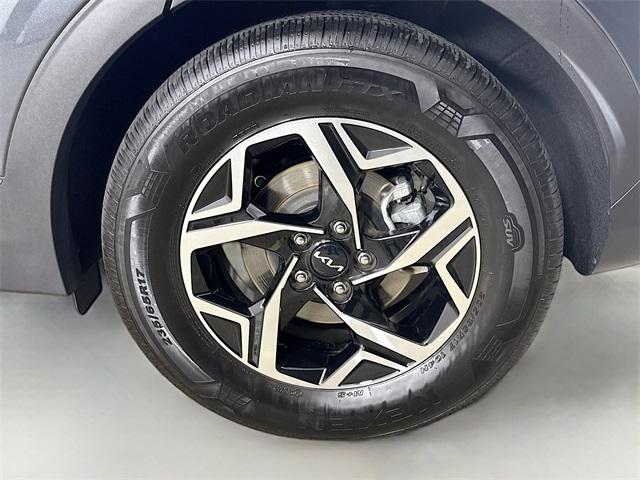 2025 Kia Sportage Vehicle Photo in Everett, WA 98204