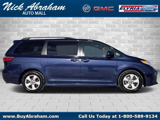 2018 Toyota Sienna Vehicle Photo in ELYRIA, OH 44035-6349