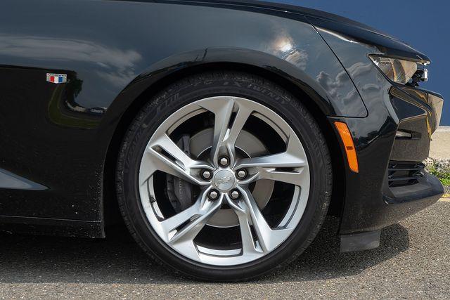 2023 Chevrolet Camaro Vehicle Photo in DANBURY, CT 06810-5034
