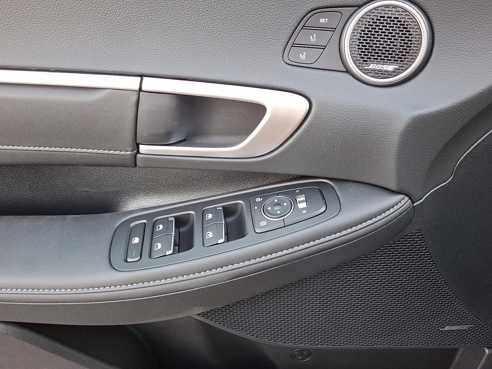 2025 Hyundai SONATA Hybrid Vehicle Photo in Harrisburg, PA 17111