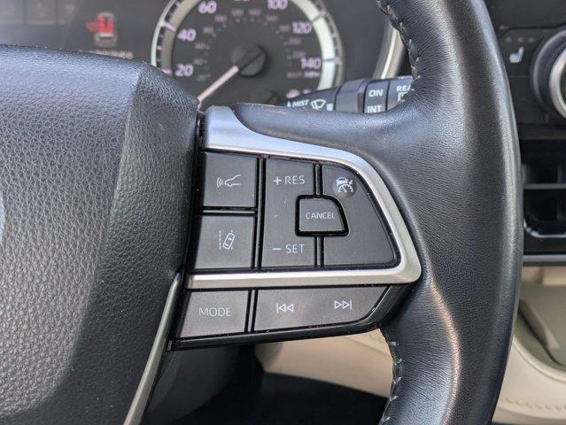 2023 Toyota Highlander Vehicle Photo in San Antonio, TX 78209