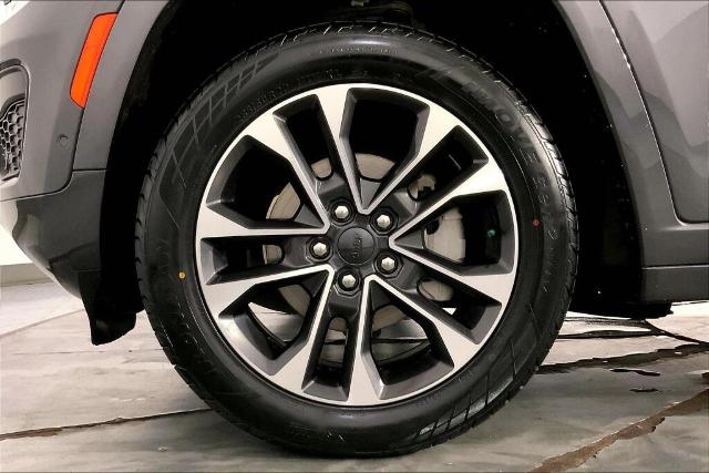 2022 Jeep Grand Cherokee Vehicle Photo in Kansas City, MO 64114
