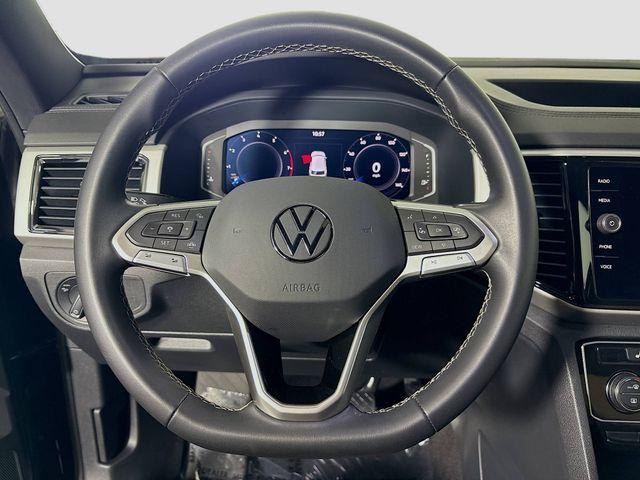 2023 Volkswagen Atlas Cross Sport Vehicle Photo in Puyallup, WA 98371