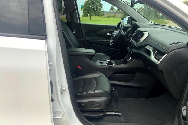 2023 GMC Terrain Vehicle Photo in TOPEKA, KS 66609-0000